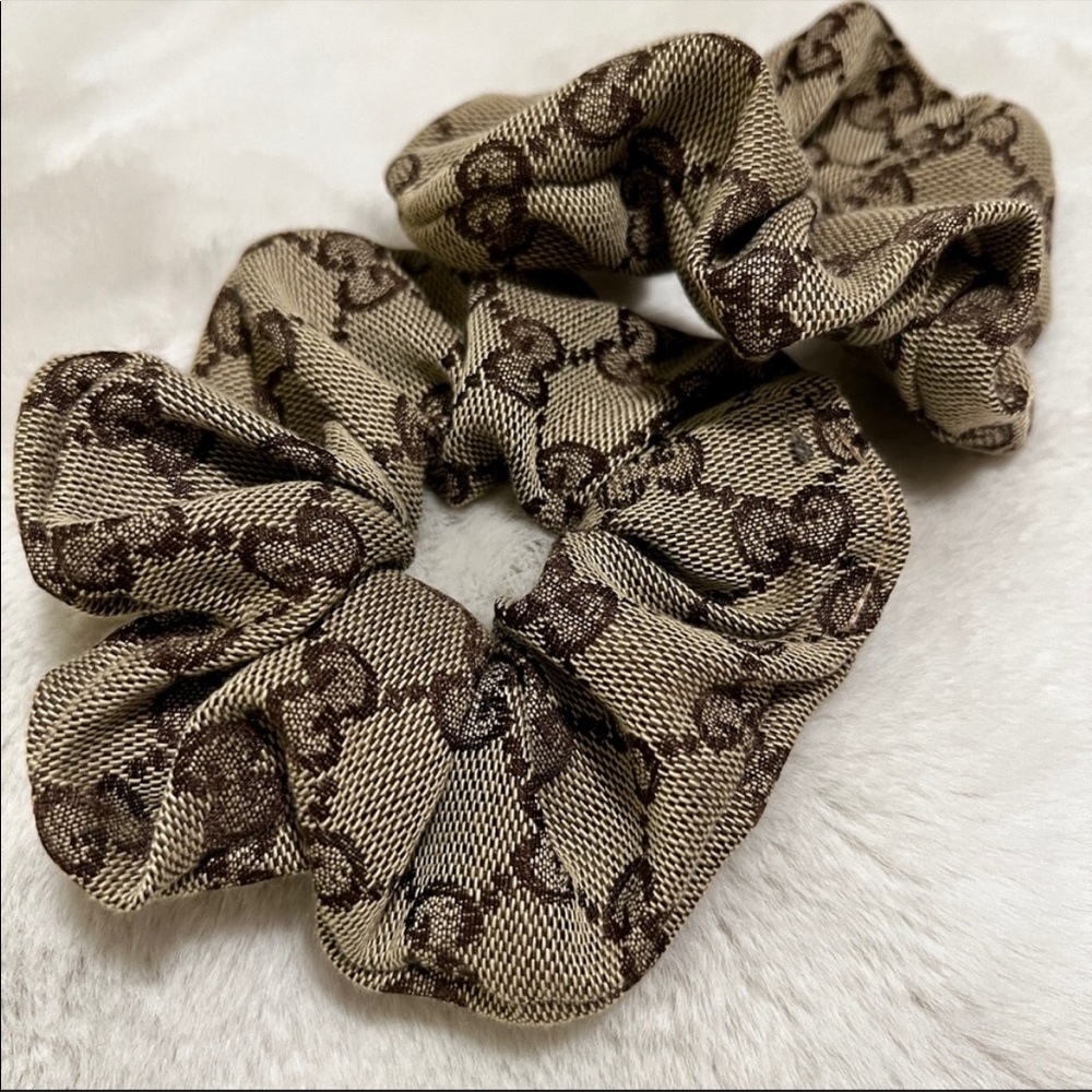 GG MONOGRAM LUXURY HAIR SCRUNCHIE ❤️‍🔥 - Picture 2 of 5